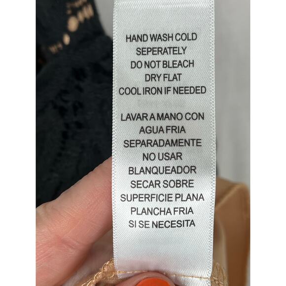 City Studio Juniors lace fit and flare dress, black/peach, size 9, NWT - Picture 4 of 10